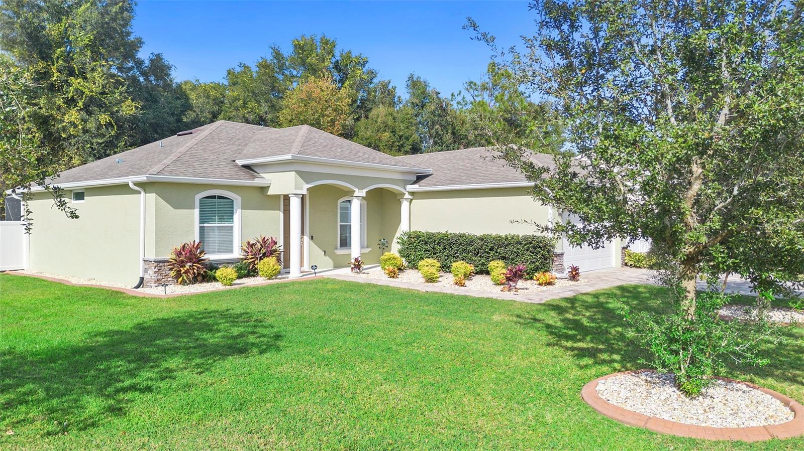 Image 4 of 54 For 402 Last Tree Drive