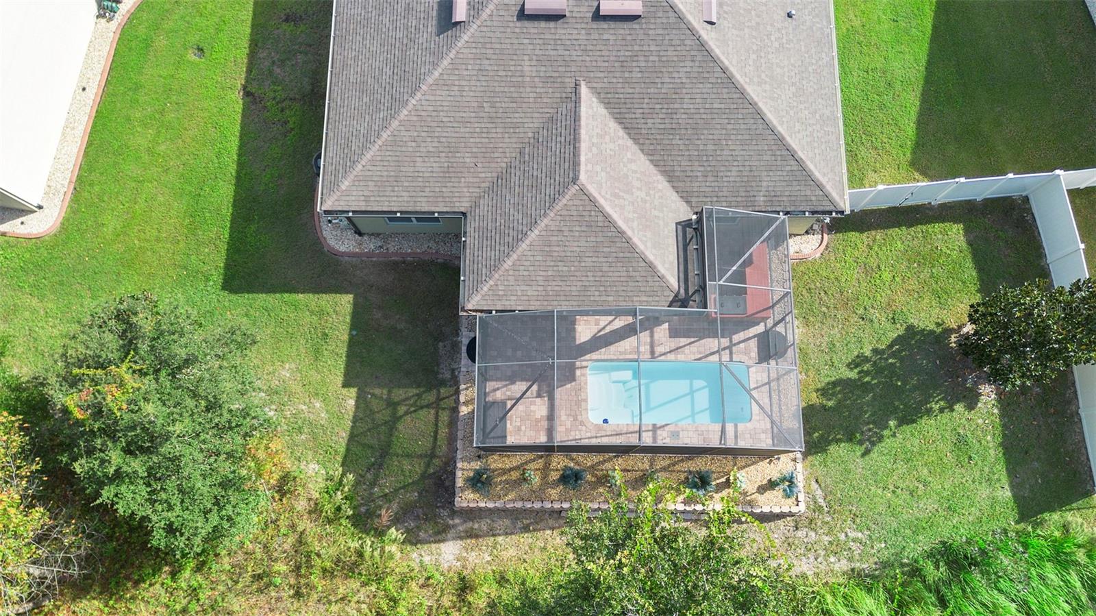 Image 7 of 54 For 402 Last Tree Drive