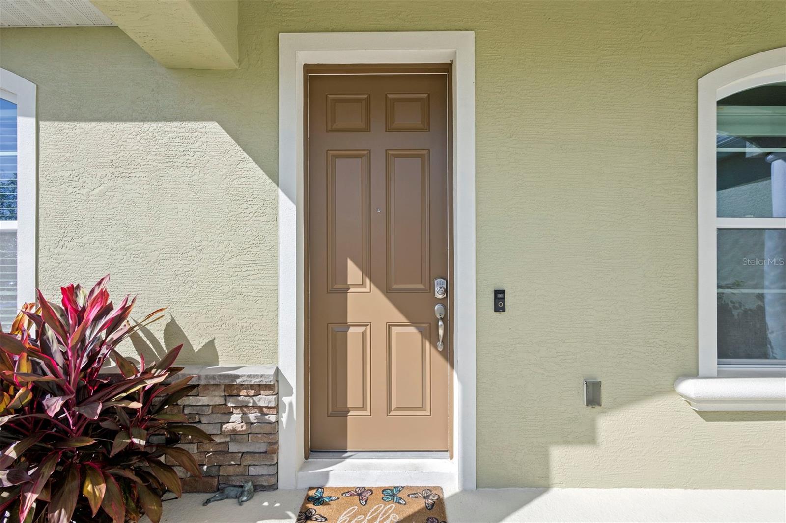 Image 9 of 54 For 402 Last Tree Drive