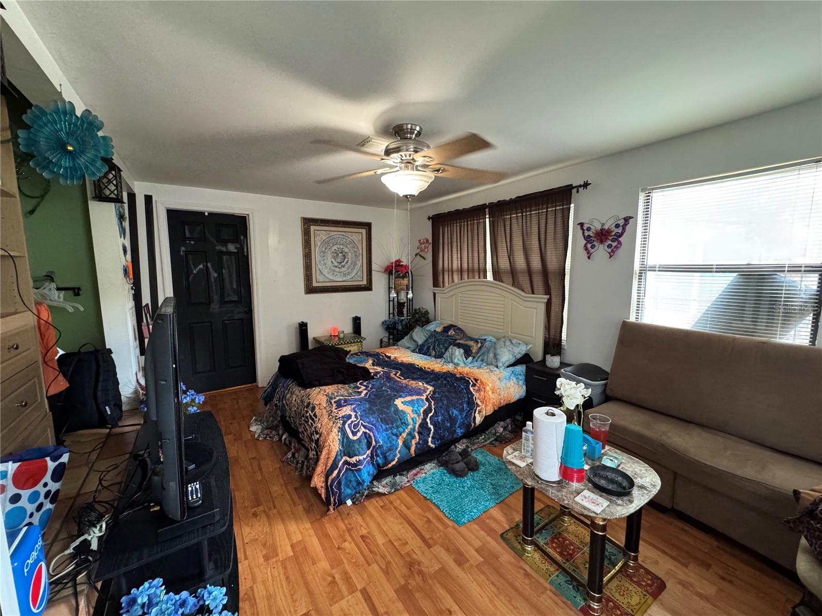 Image 7 of 14 For 2429 Elm Avenue