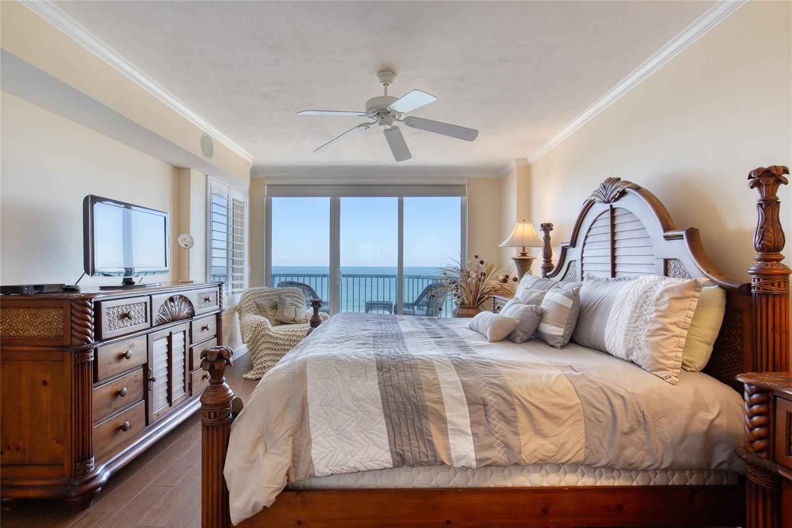 Image 27 of 62 For 3315 Atlantic Avenue 705