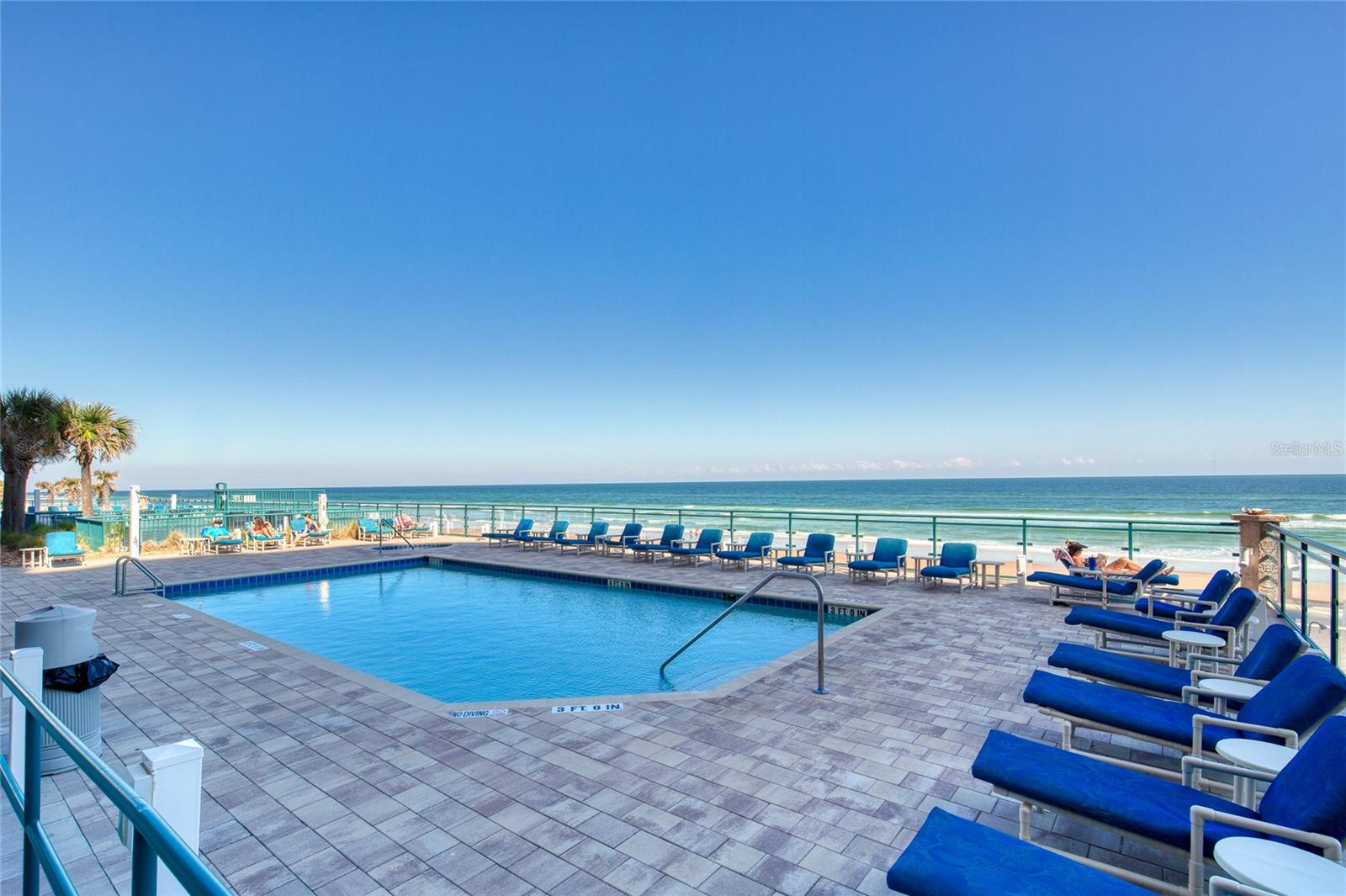 Image 49 of 62 For 3315 Atlantic Avenue 705