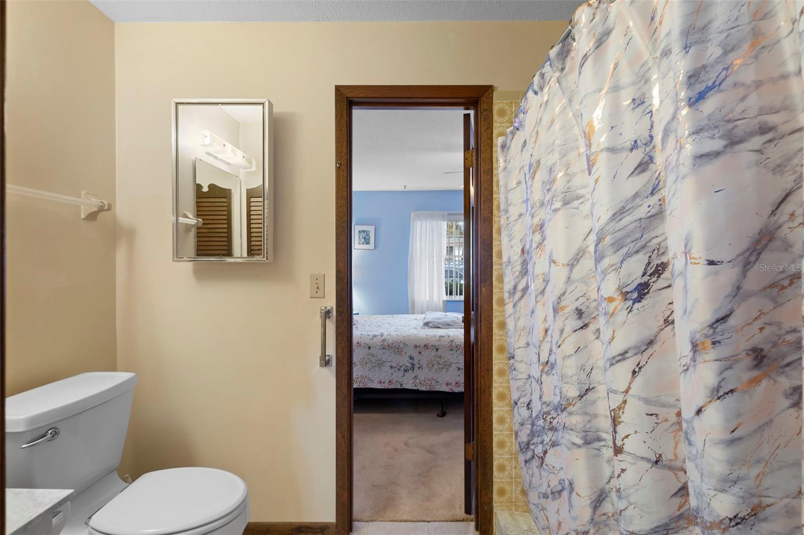 Image 12 of 26 For 146 Barrington Avenue