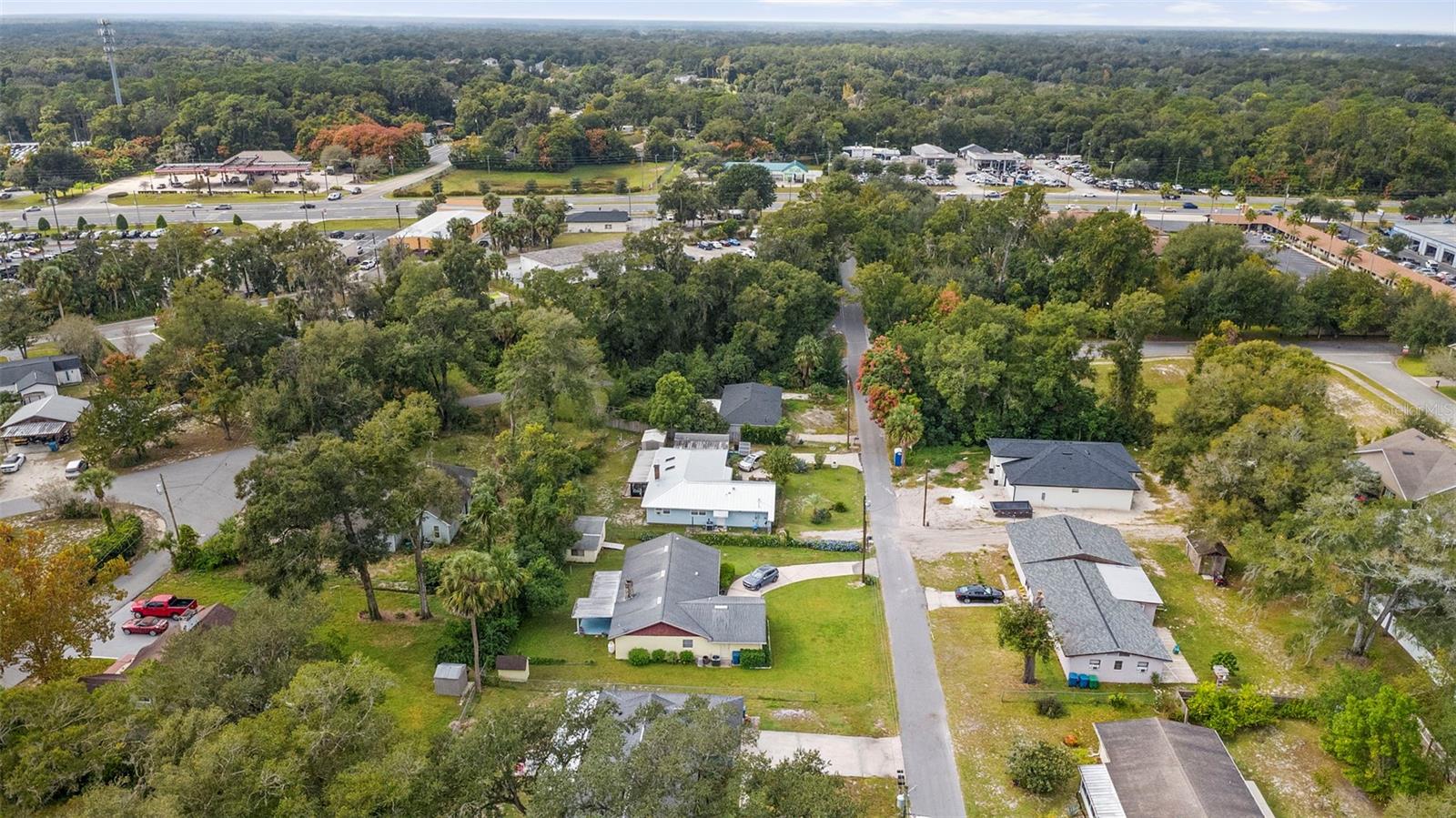 Image 24 of 26 For 146 Barrington Avenue