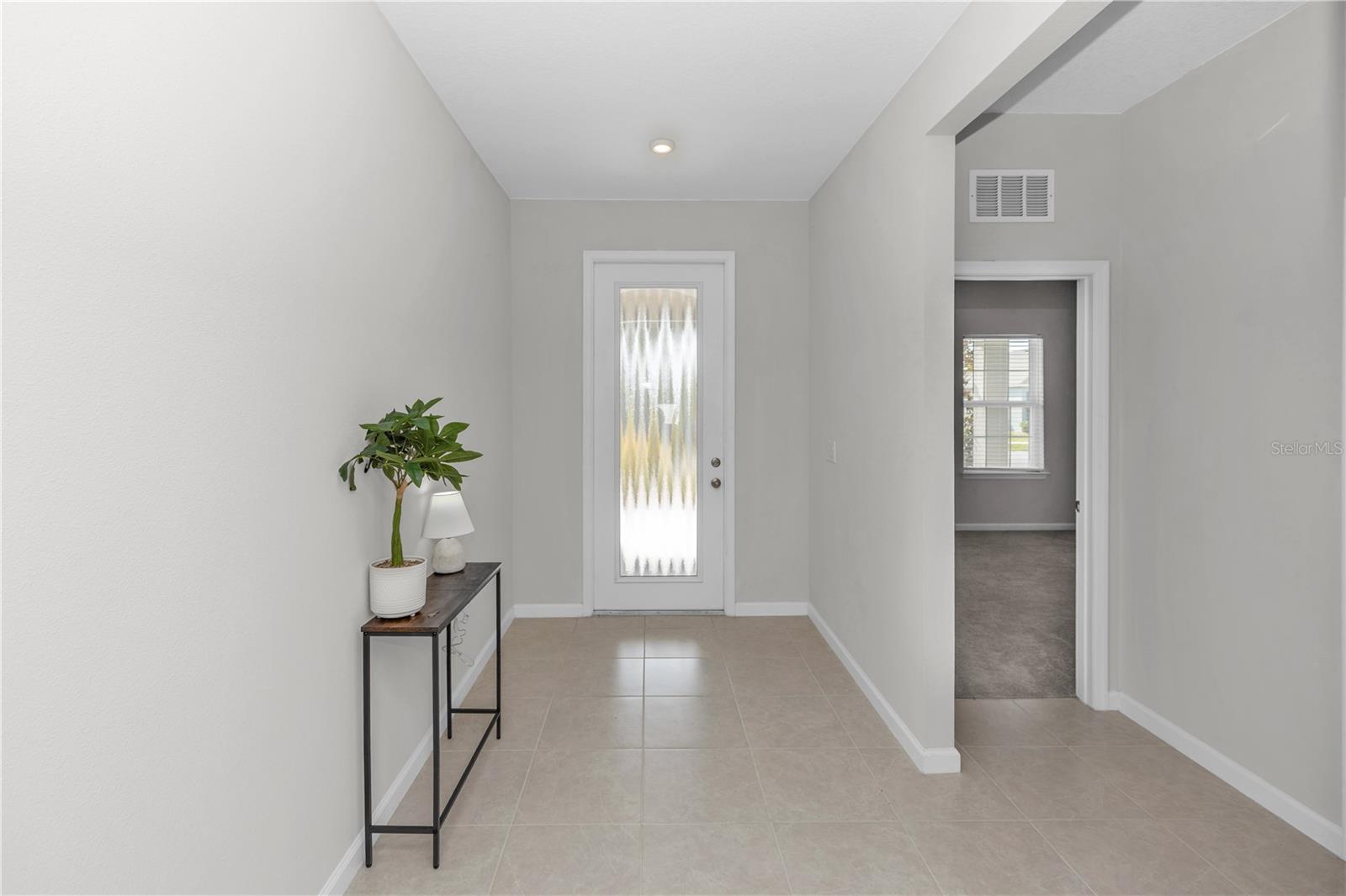 Image 4 of 40 For 1090 Chelan Falls Drive