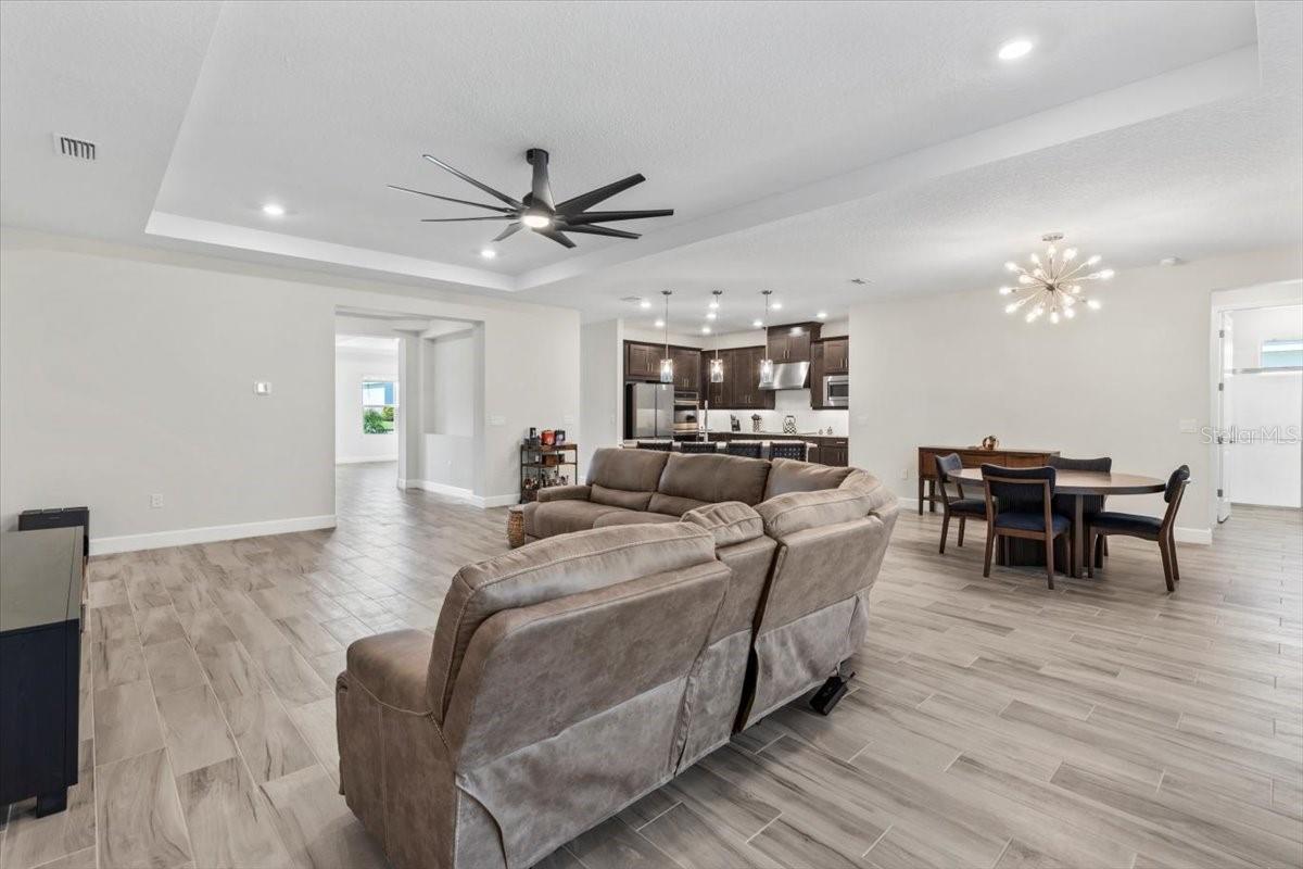 Image 19 of 100 For 2967 Arranmore Drive