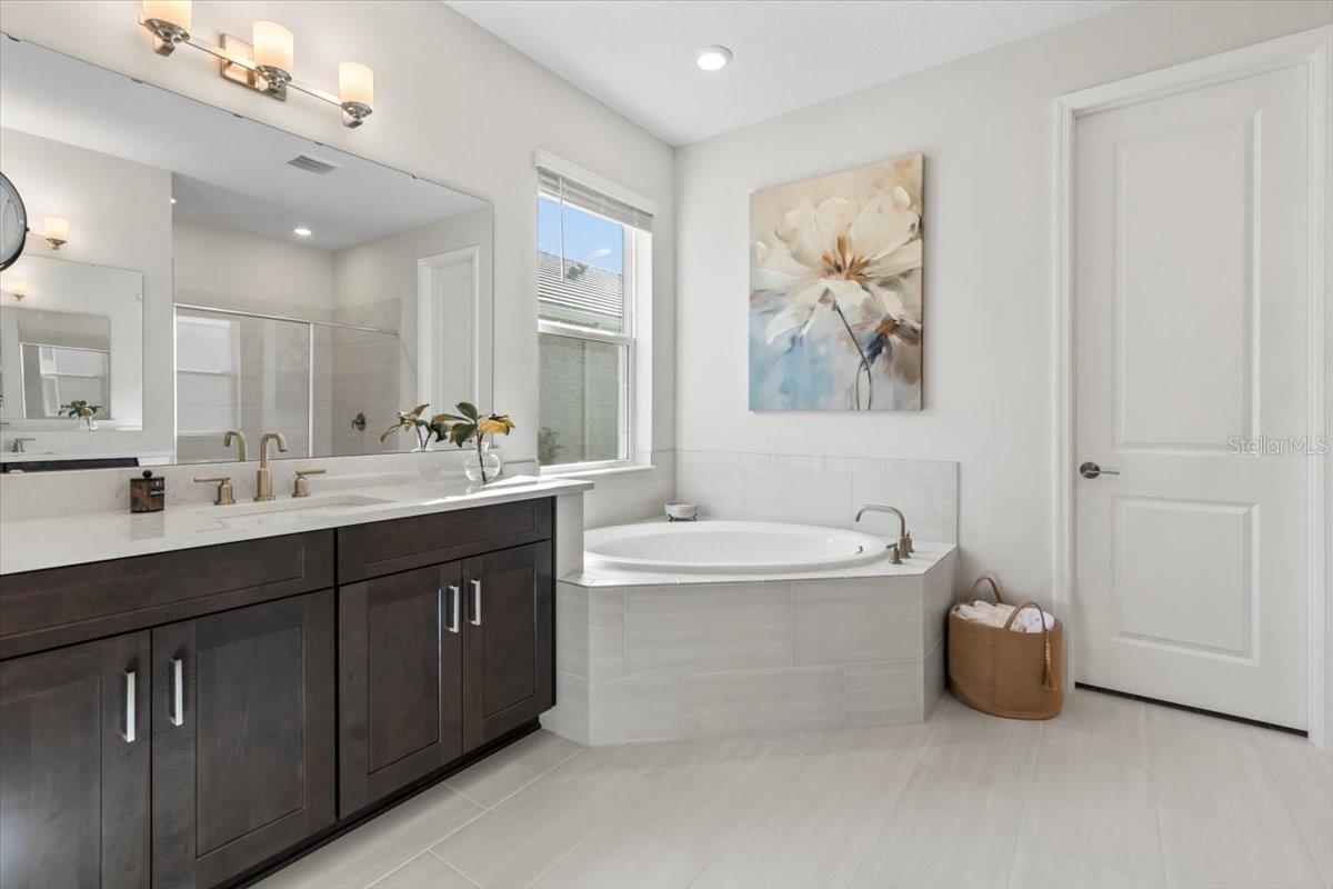 Image 25 of 100 For 2967 Arranmore Drive