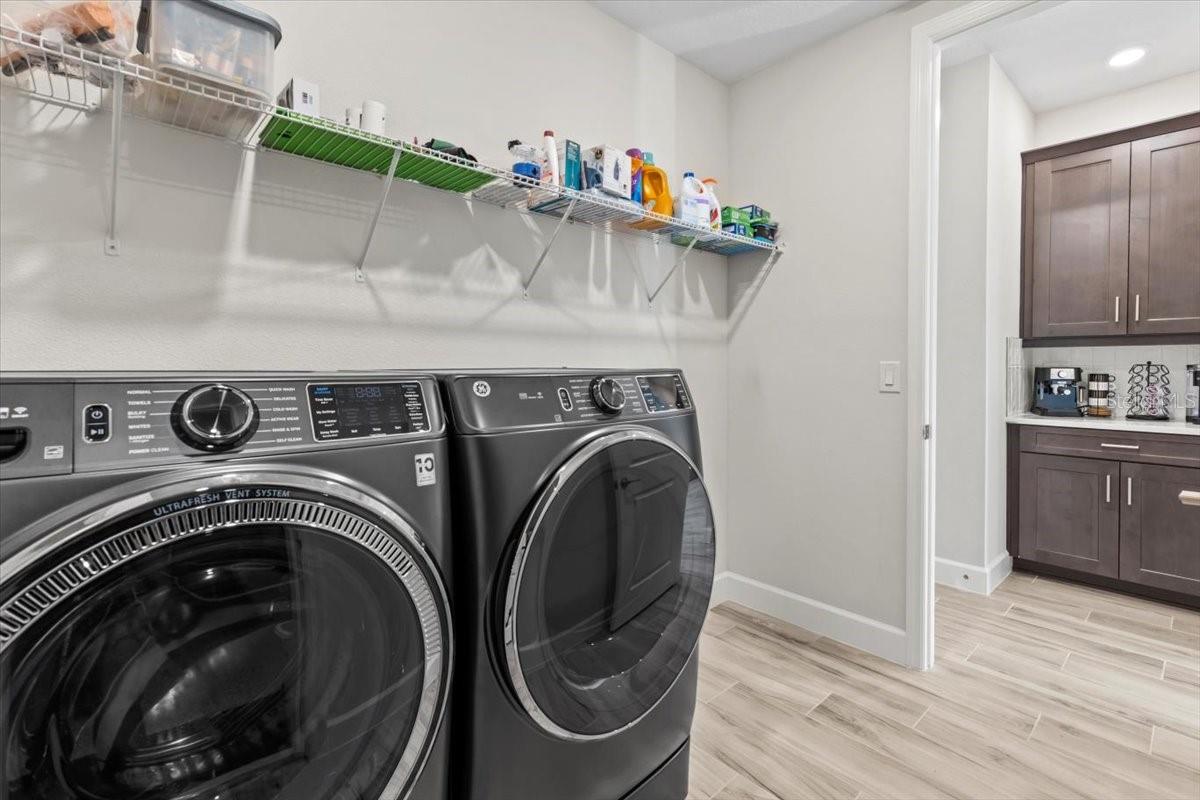 Image 44 of 100 For 2967 Arranmore Drive