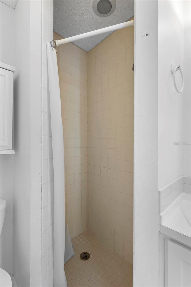 Image 44 of 52 For 706 Wisconsin Avenue