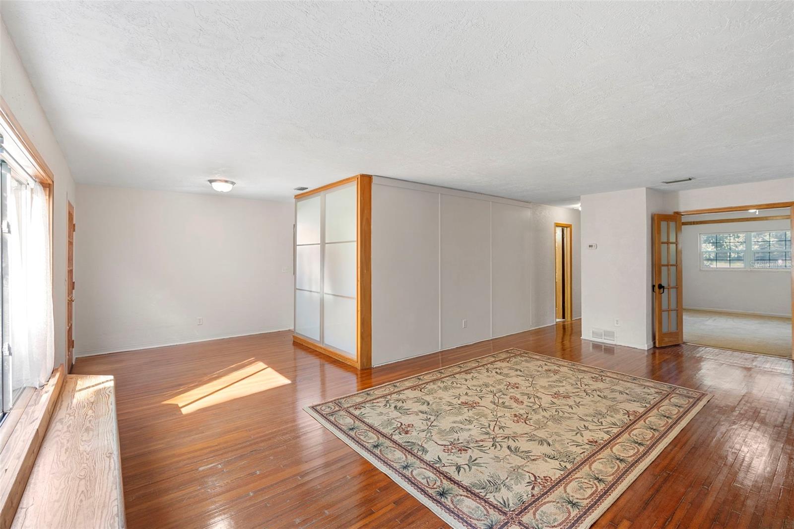 Image 13 of 50 For 1520 Beresford Avenue