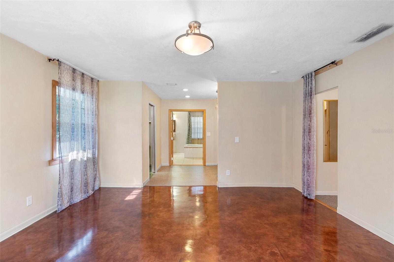 Image 28 of 50 For 1520 Beresford Avenue