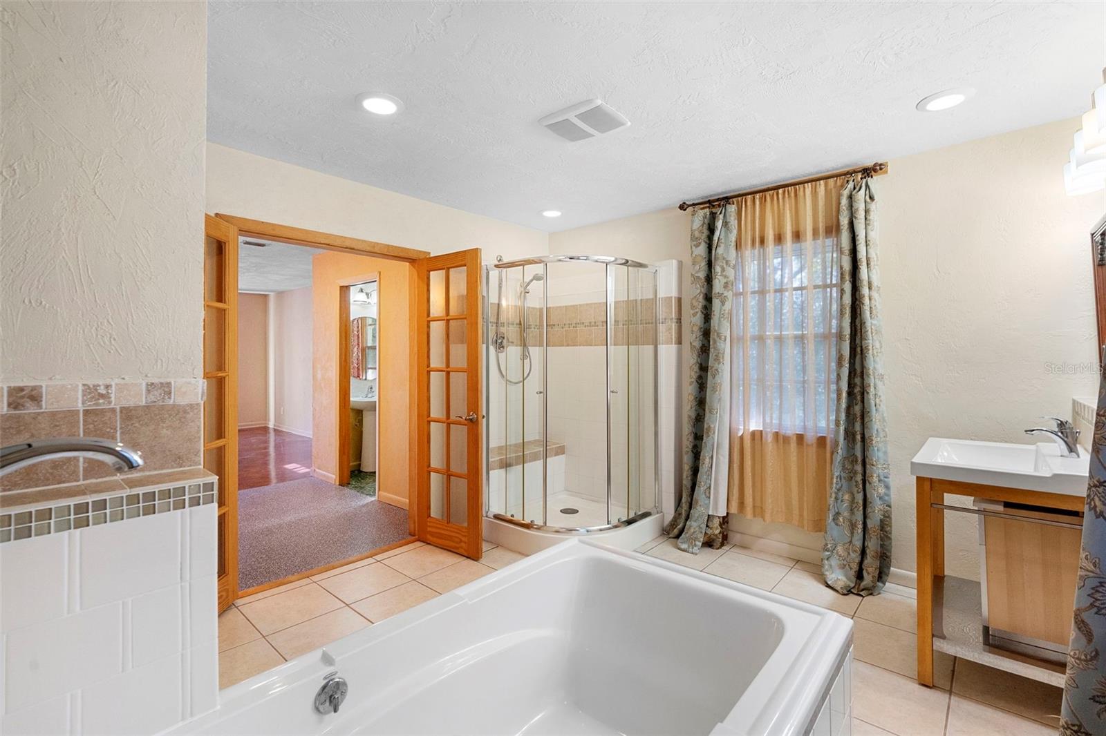 Image 30 of 50 For 1520 Beresford Avenue