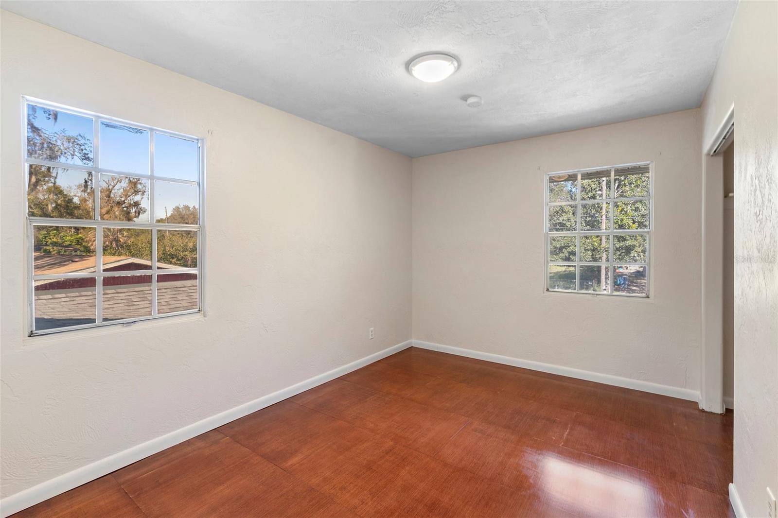 Image 37 of 50 For 1520 Beresford Avenue