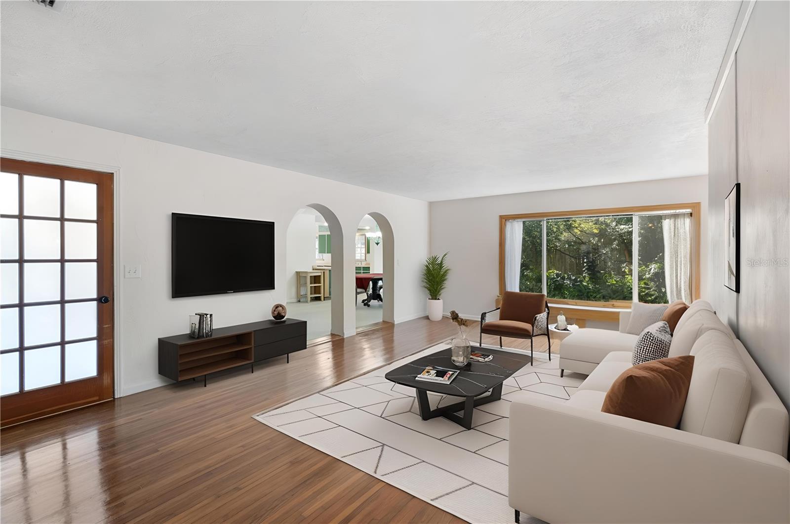 Image 4 of 50 For 1520 Beresford Avenue