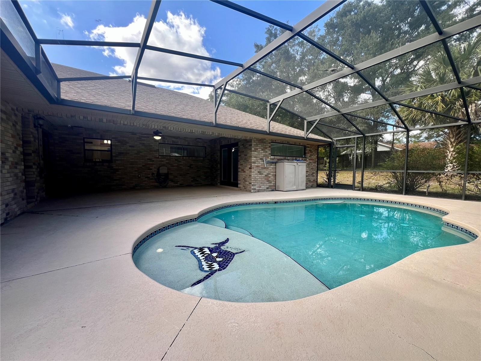 Image 4 of 25 For 1156 Carpenter Avenue