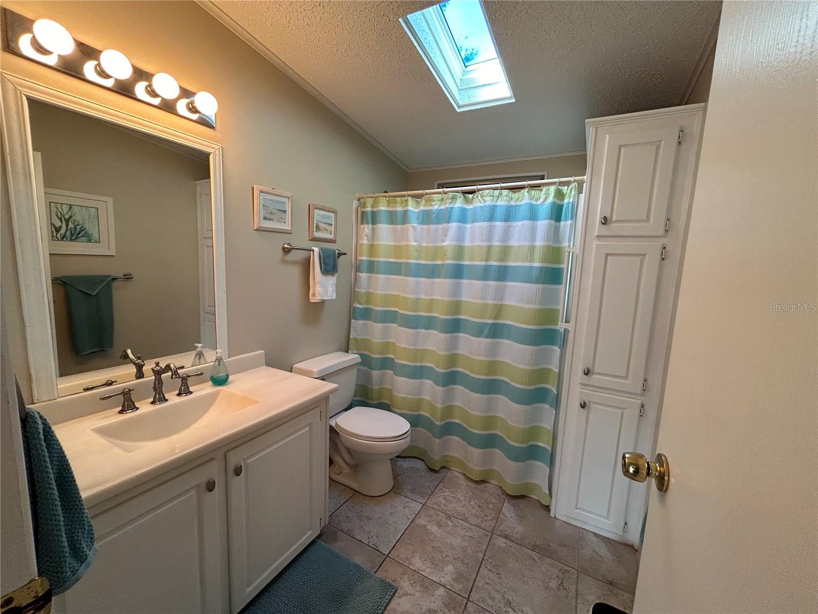 Image 17 of 44 For 304 Portside Lane