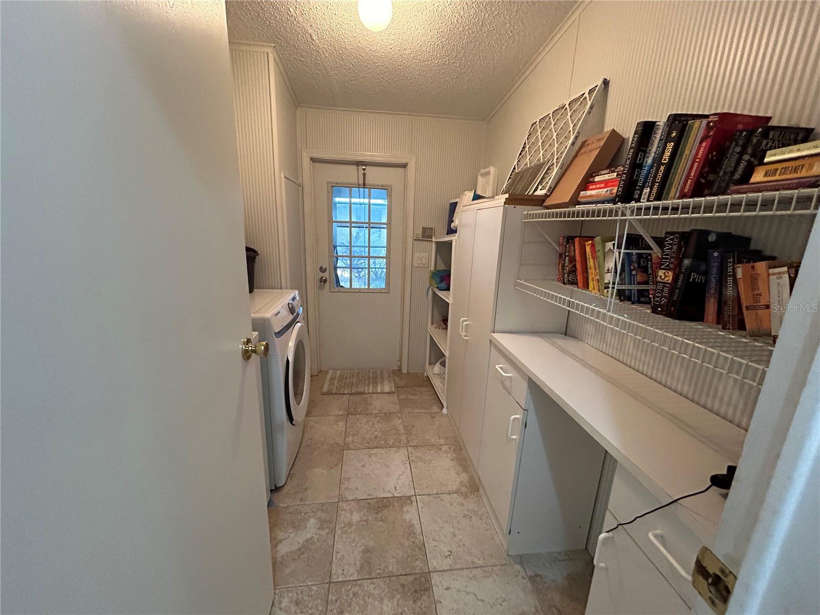 Image 6 of 44 For 304 Portside Lane