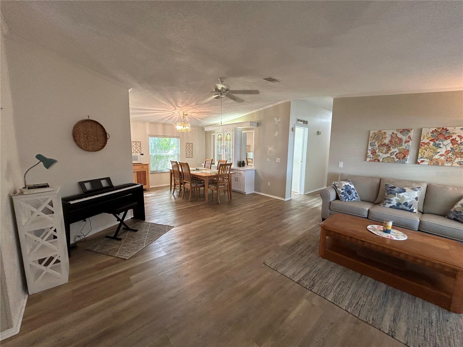 Image 7 of 44 For 304 Portside Lane