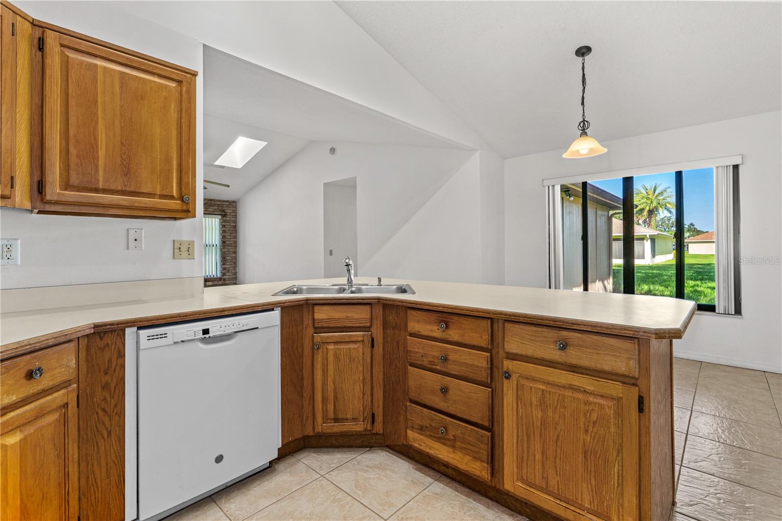 Image 14 of 30 For 808 George Hecker Drive