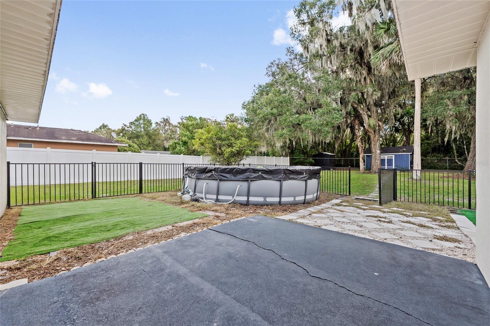 Image 17 of 23 For 312 May Street