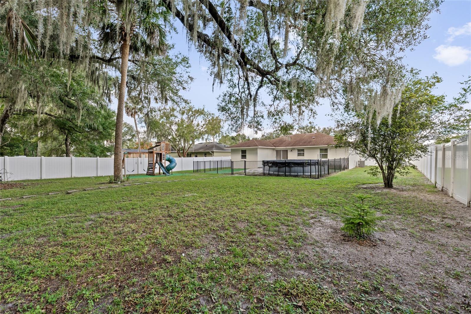 Image 20 of 23 For 312 May Street