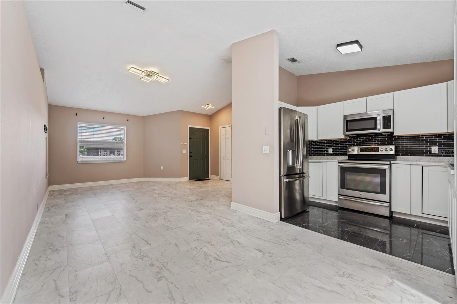 Image 5 of 23 For 312 May Street