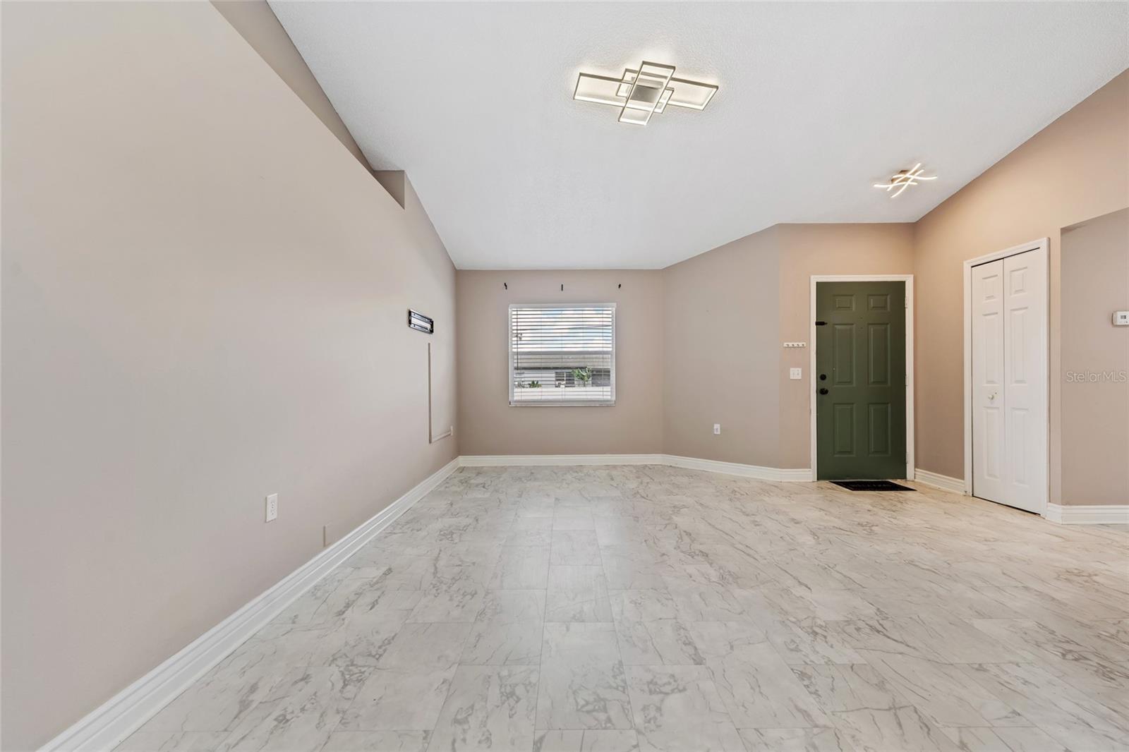 Image 6 of 23 For 312 May Street