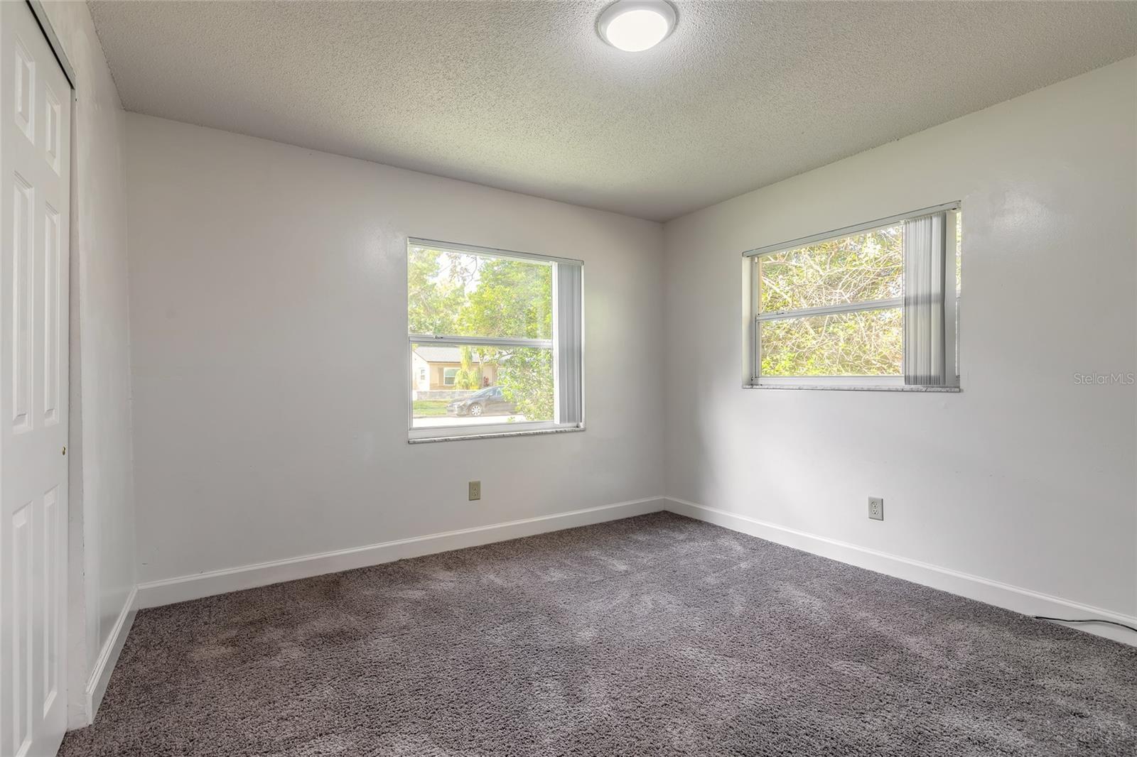 Image 10 of 27 For 901 Damron Street