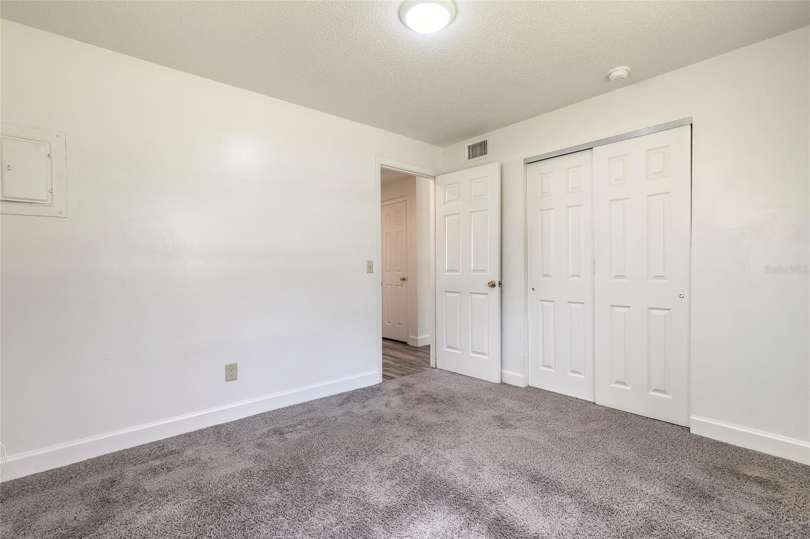 Image 11 of 27 For 901 Damron Street