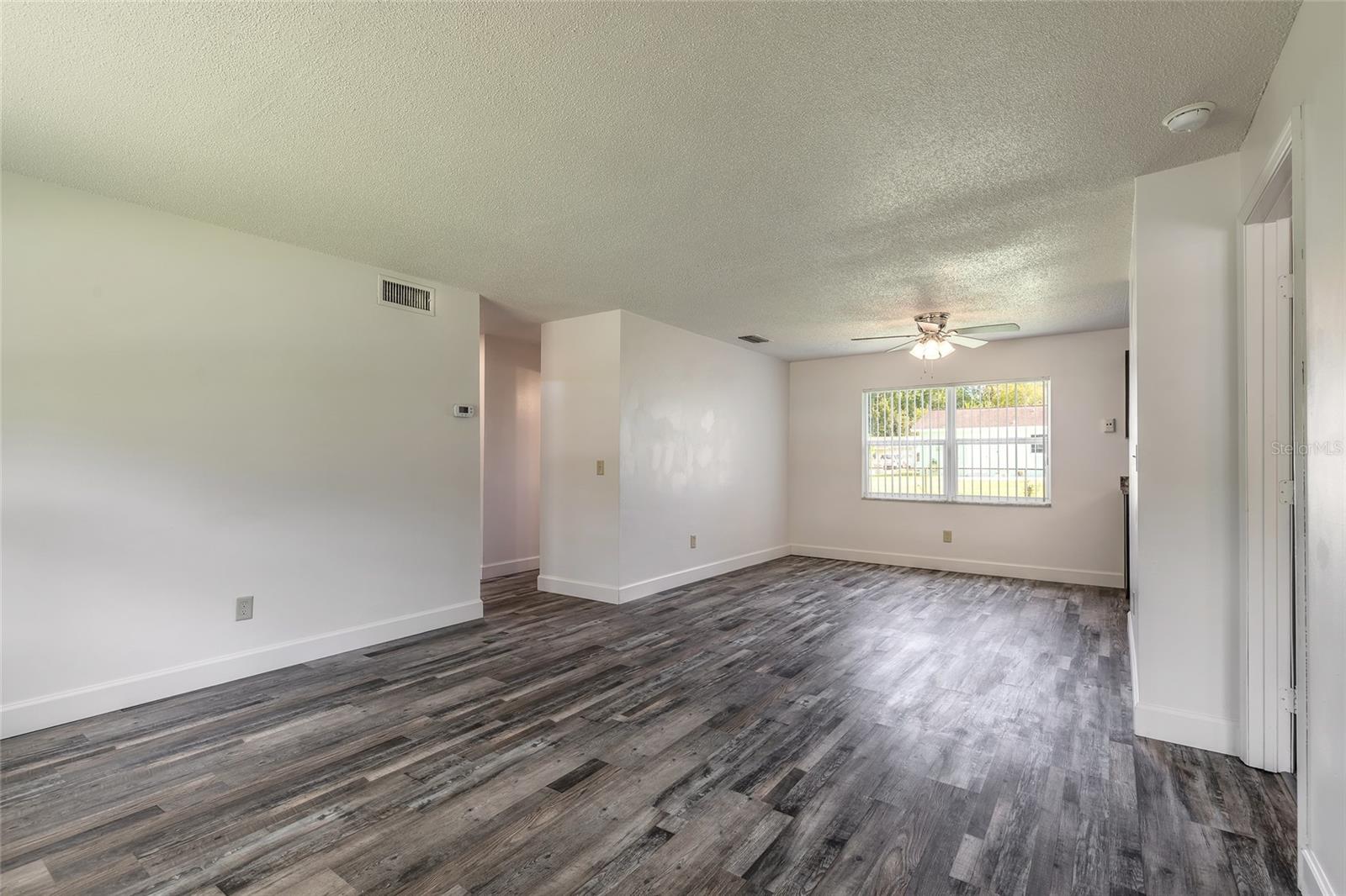 Image 2 of 27 For 901 Damron Street