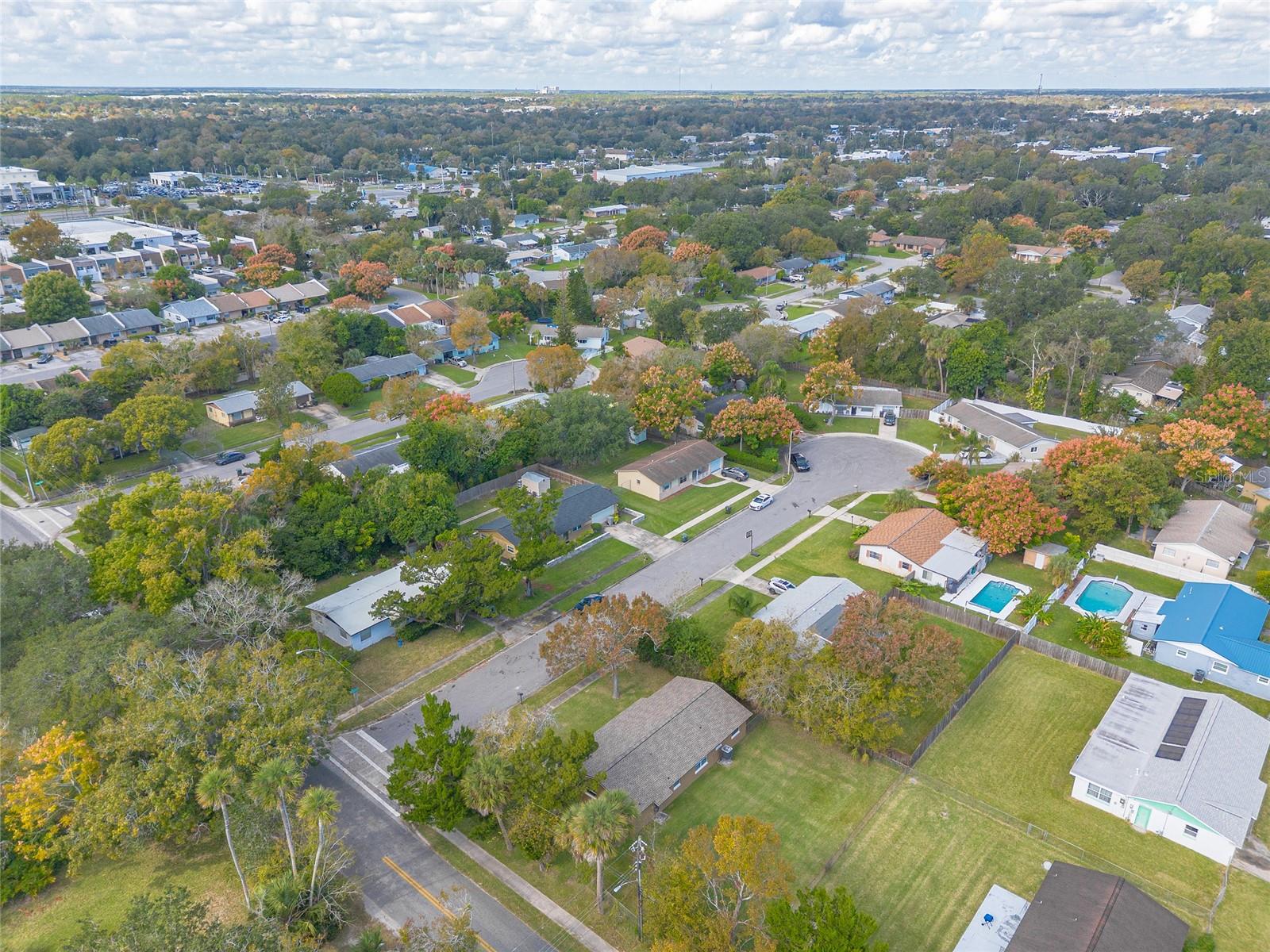 Image 25 of 27 For 901 Damron Street