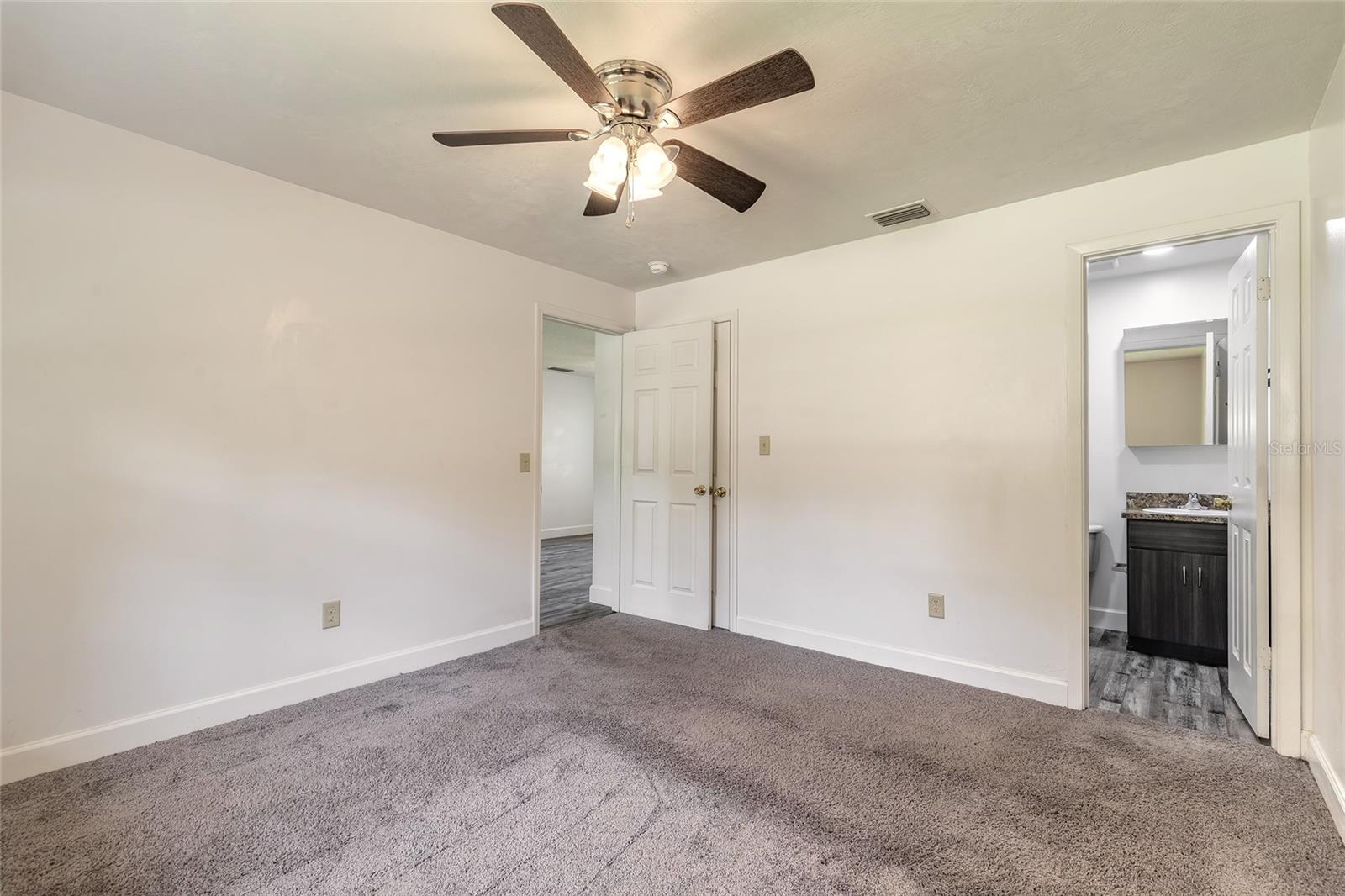 Image 8 of 27 For 901 Damron Street