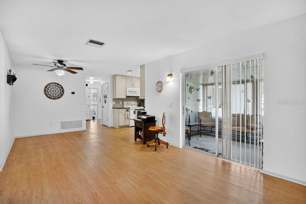 Image 10 of 32 For 535 Sunrise Drive