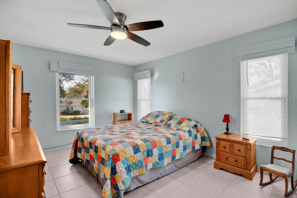 Image 14 of 32 For 535 Sunrise Drive