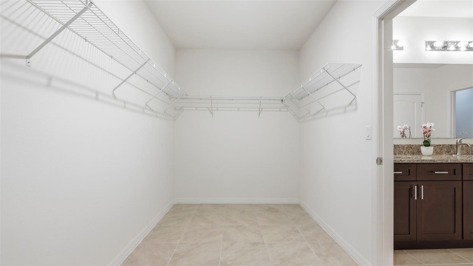 Image 19 of 30 For 317 Nowell Loop