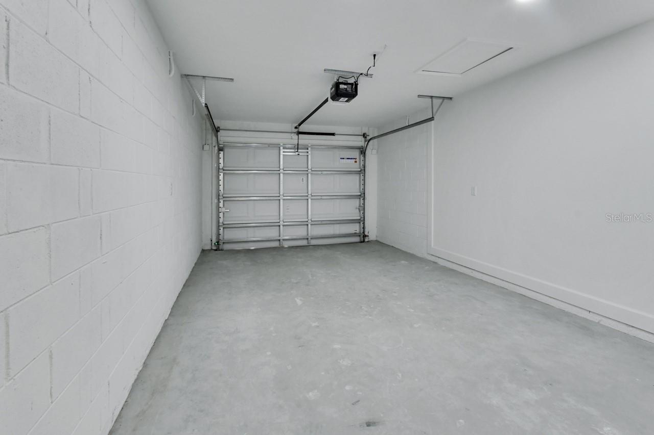 Image 19 of 20 For 147 Waldor Avenue