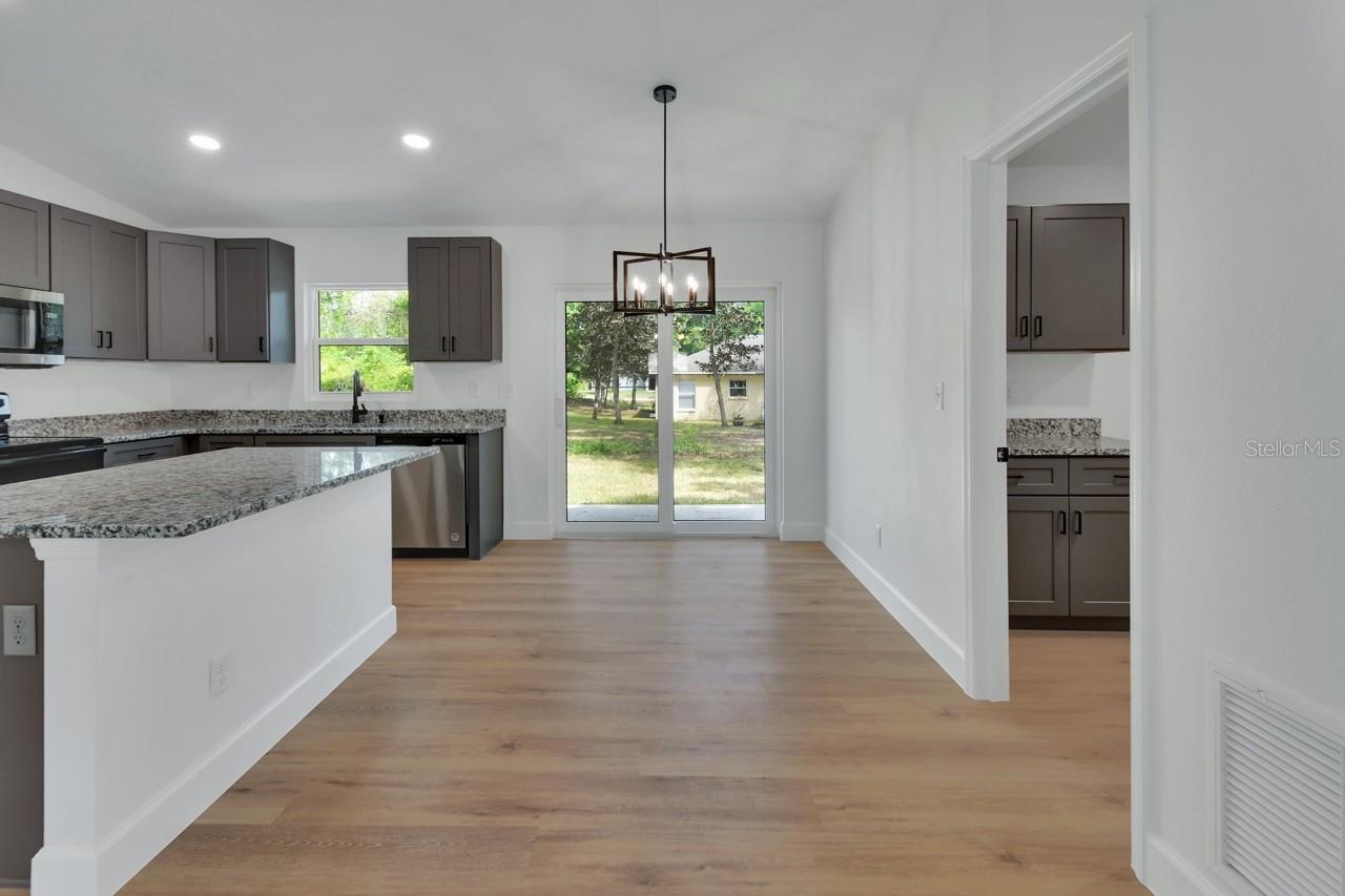 Image 8 of 20 For 147 Waldor Avenue