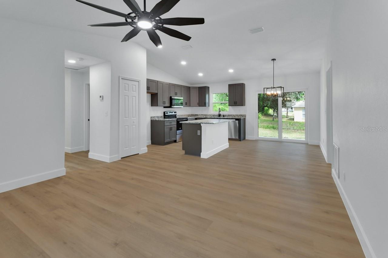 Image 9 of 20 For 147 Waldor Avenue