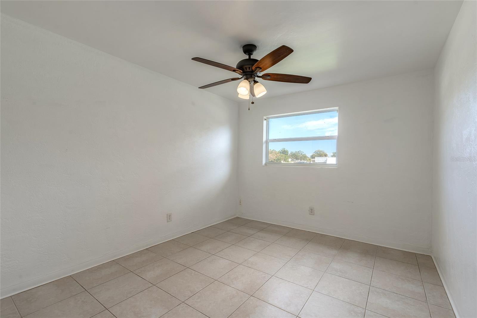 Image 13 of 40 For 1012 Highland Park Terrace