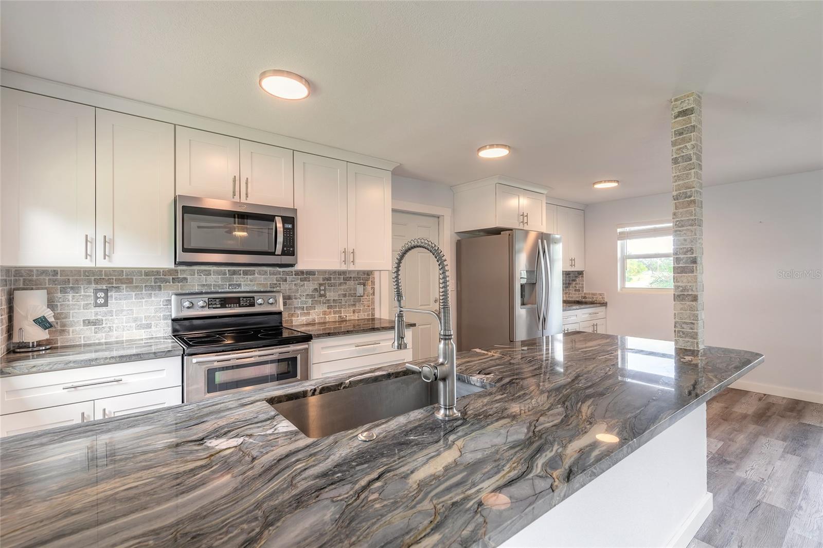 Image 16 of 40 For 1012 Highland Park Terrace