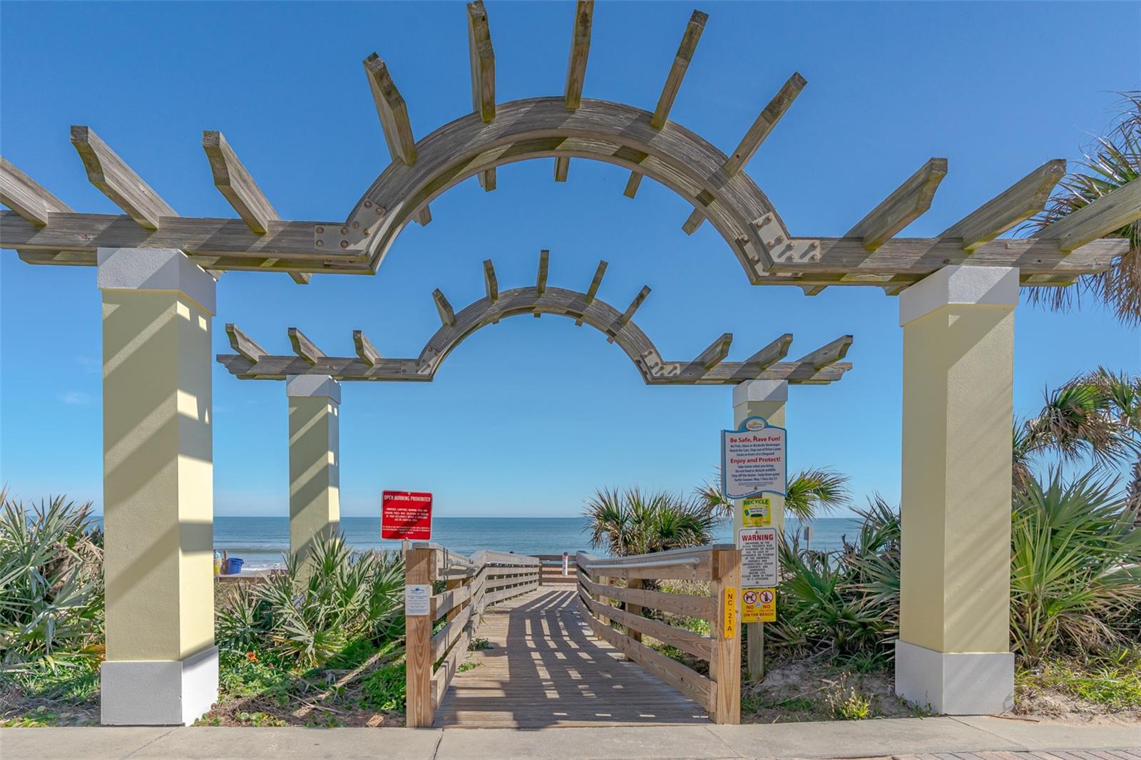 Image 42 of 45 For 1183 Ocean Shore Boulevard 405