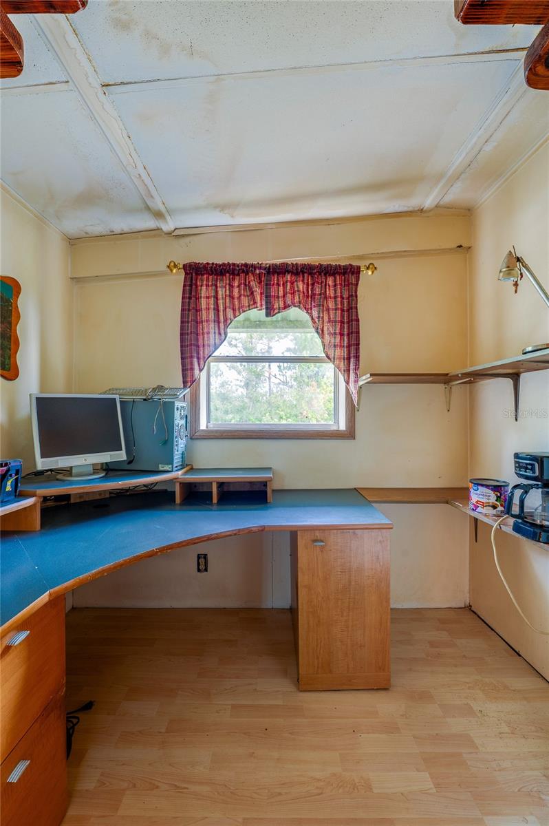 Image 21 of 28 For 245 Carter Trail