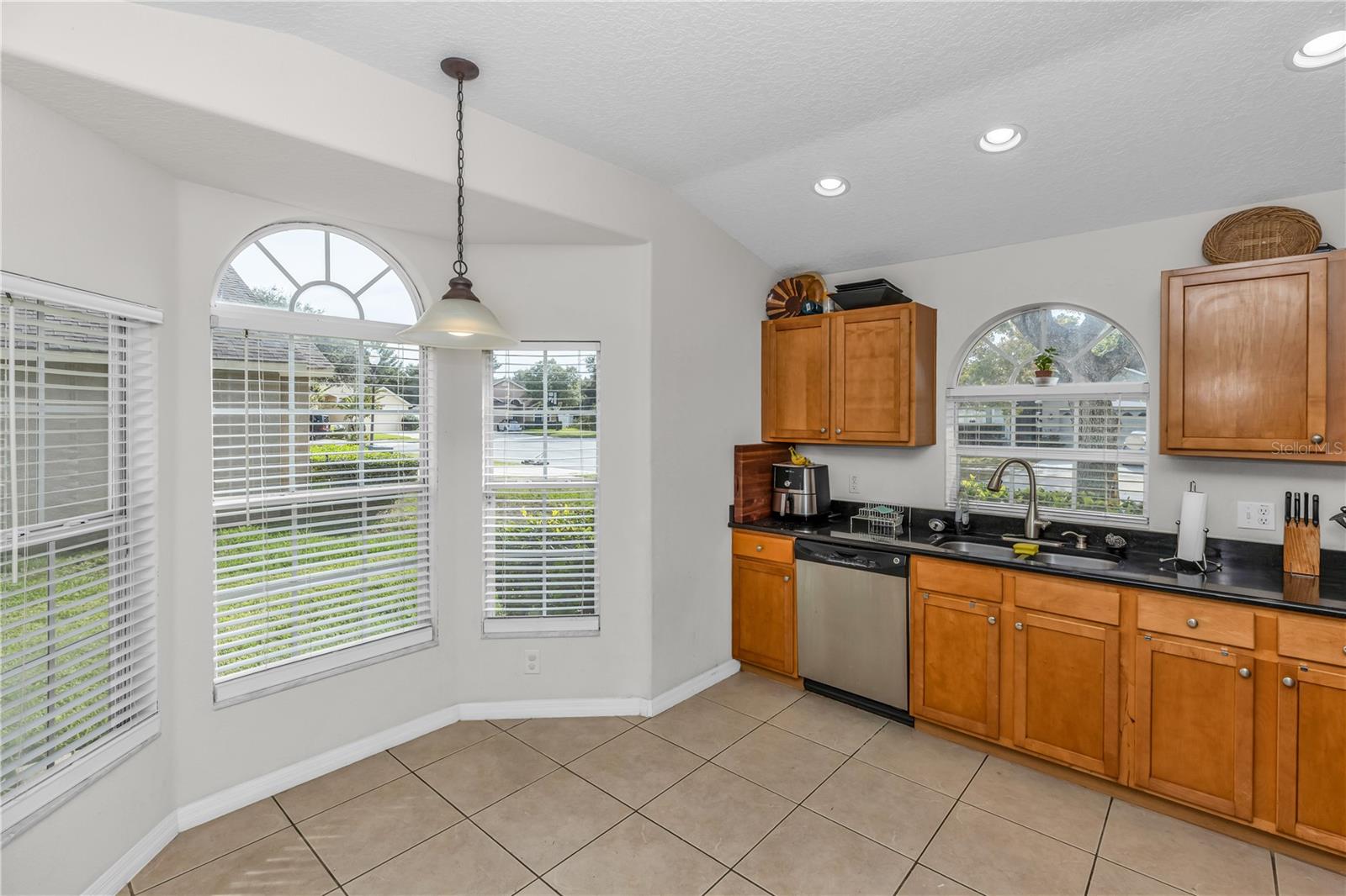 Image 10 of 40 For 3232 Alling Court