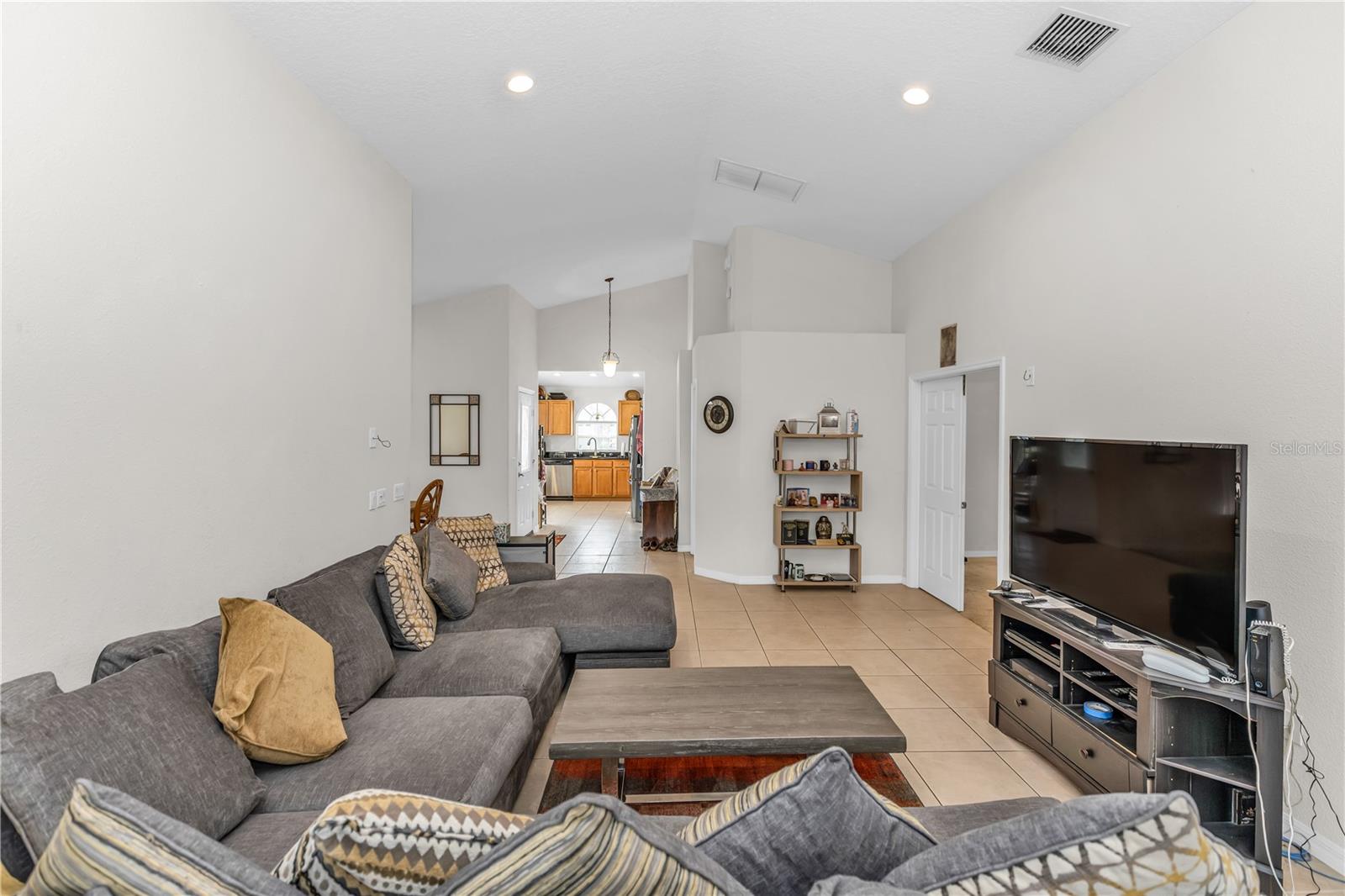 Image 12 of 40 For 3232 Alling Court