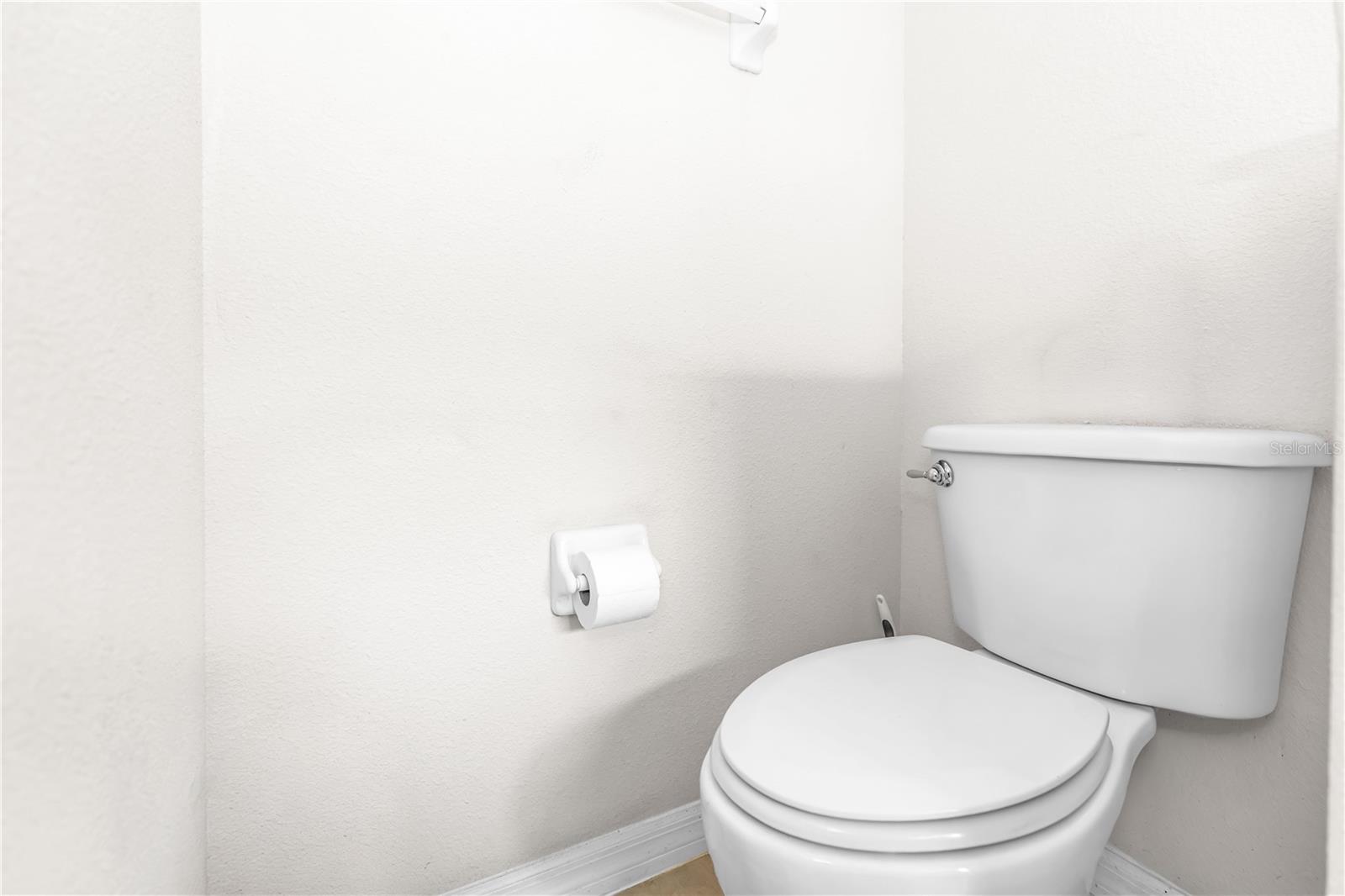 Image 20 of 40 For 3232 Alling Court