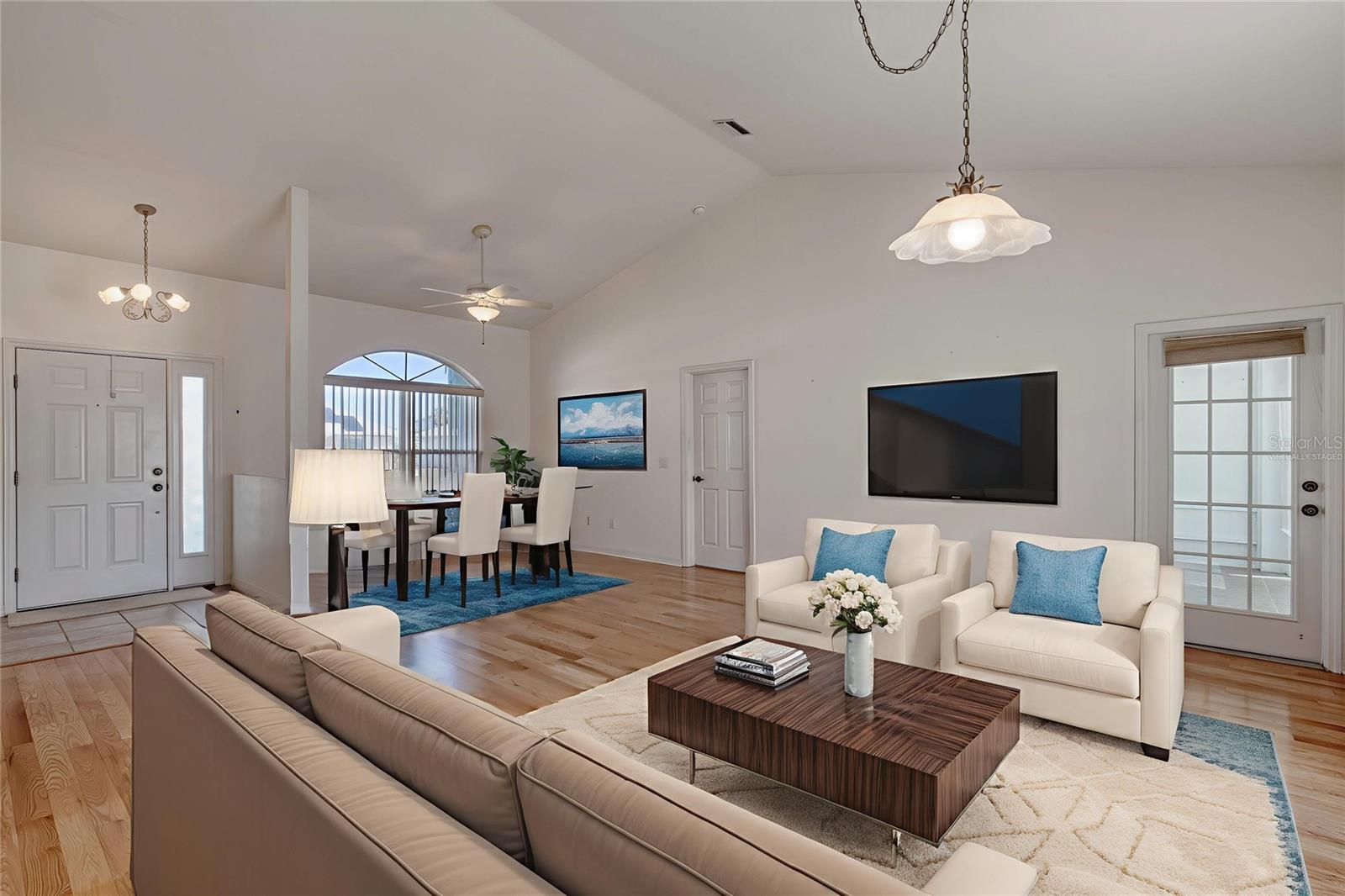 Image 12 of 42 For 114 Peninsula Winds Drive