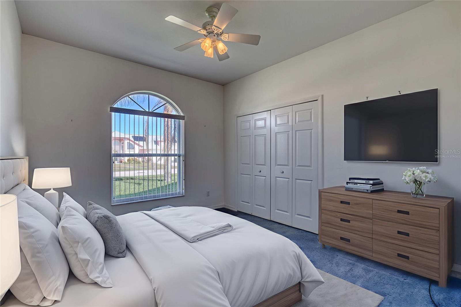 Image 23 of 42 For 114 Peninsula Winds Drive