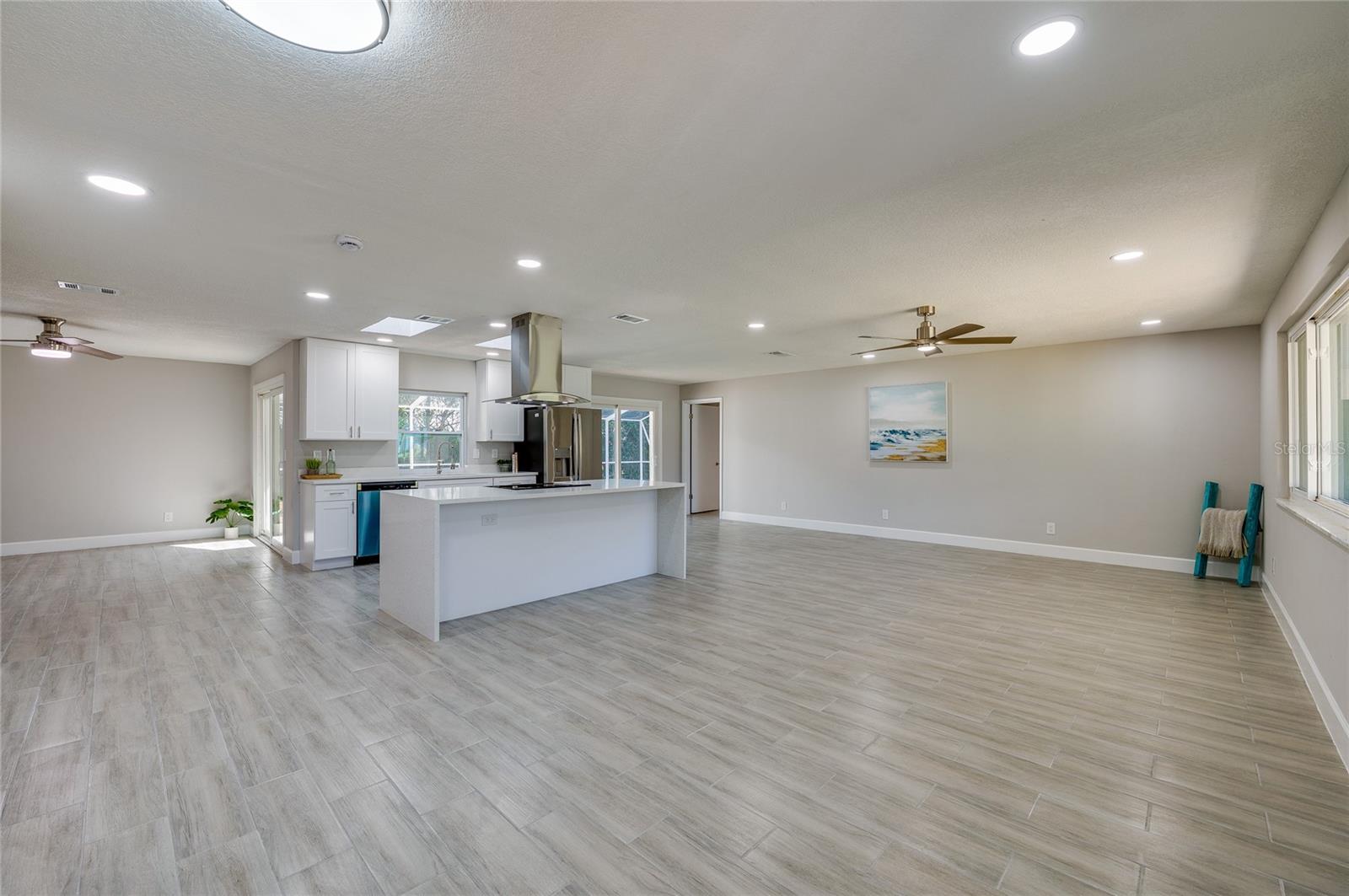 Image 10 of 56 For 71 St Andrews Drive