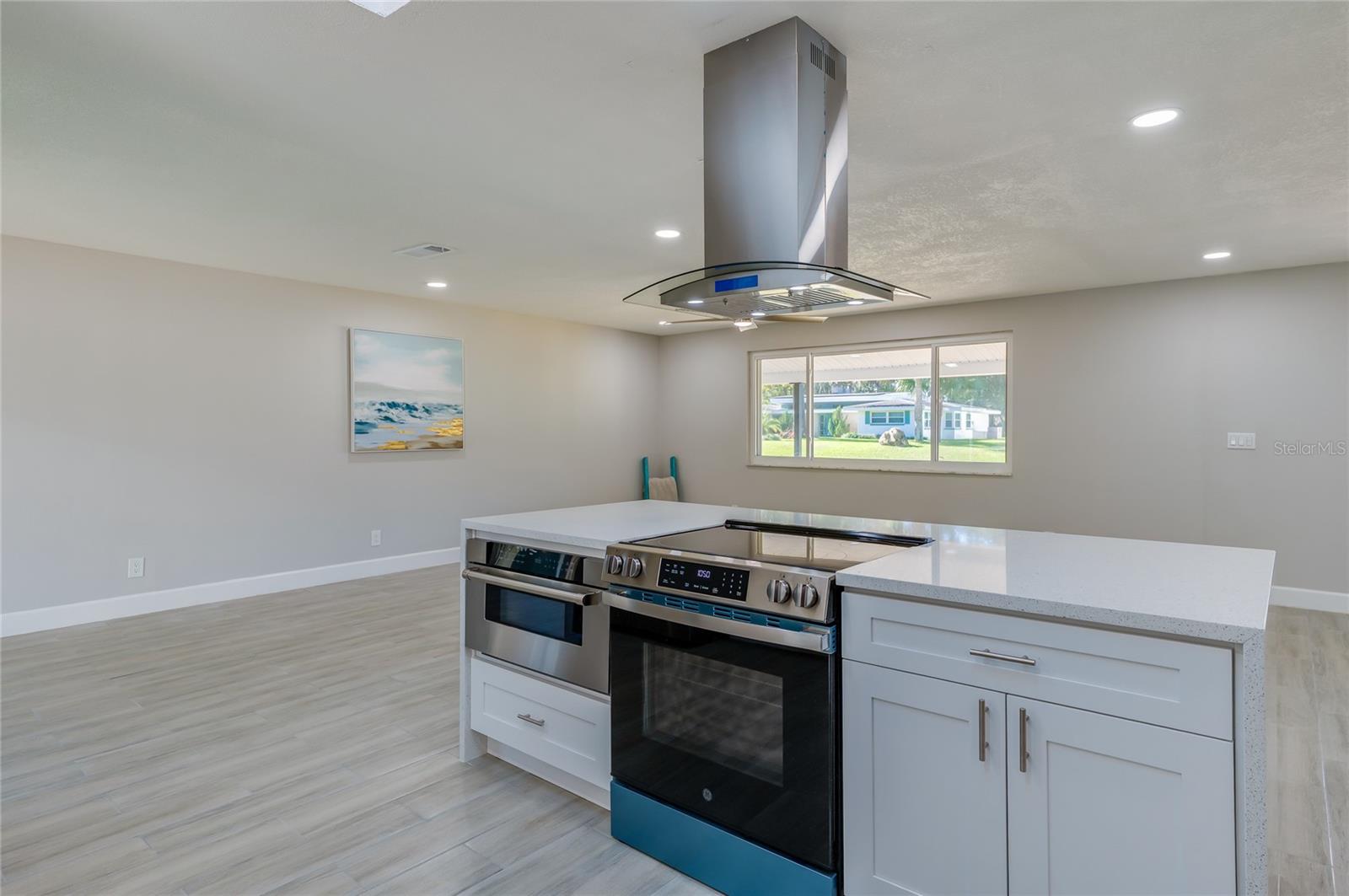 Image 16 of 56 For 71 St Andrews Drive