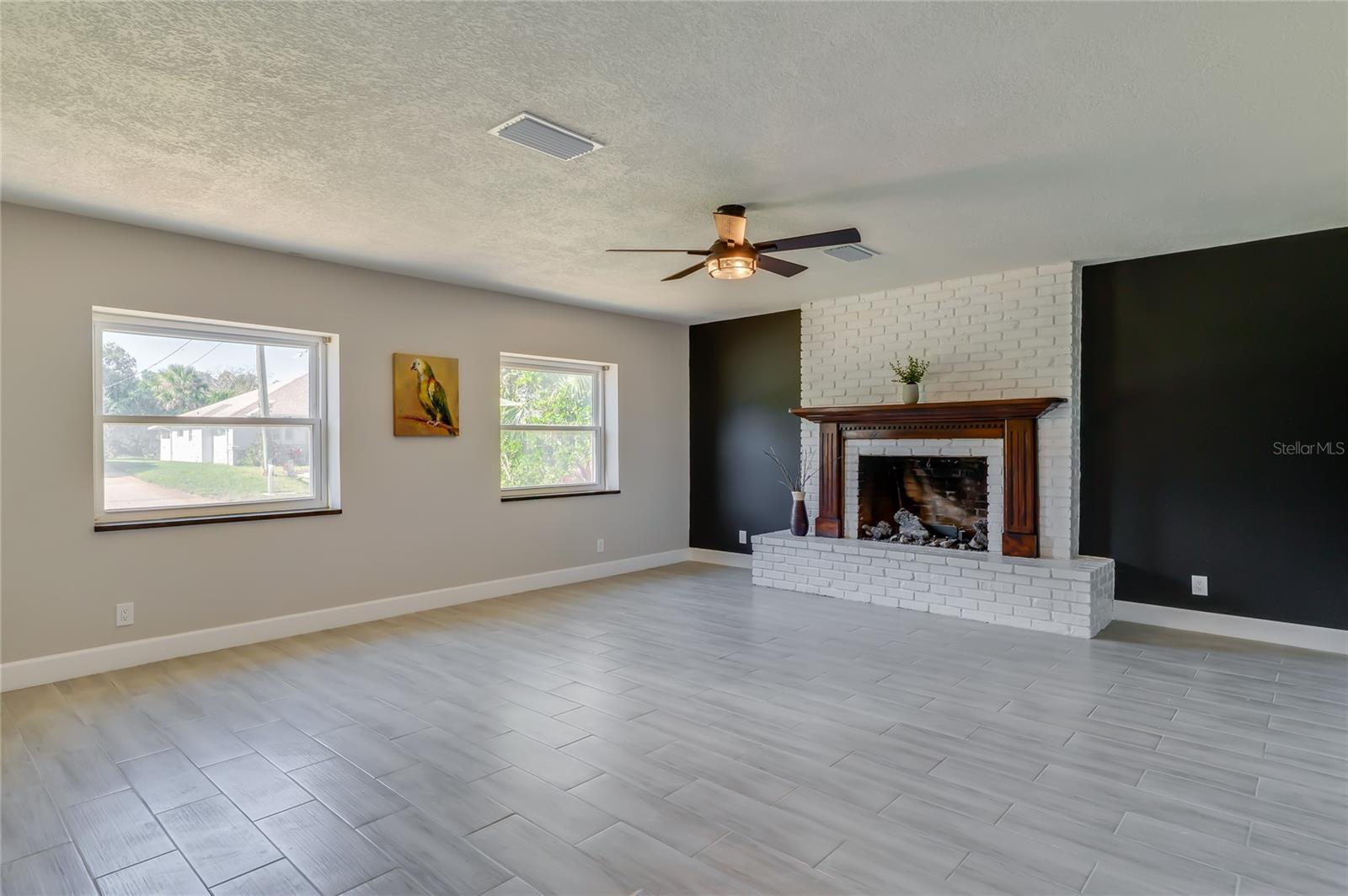 Image 22 of 56 For 71 St Andrews Drive